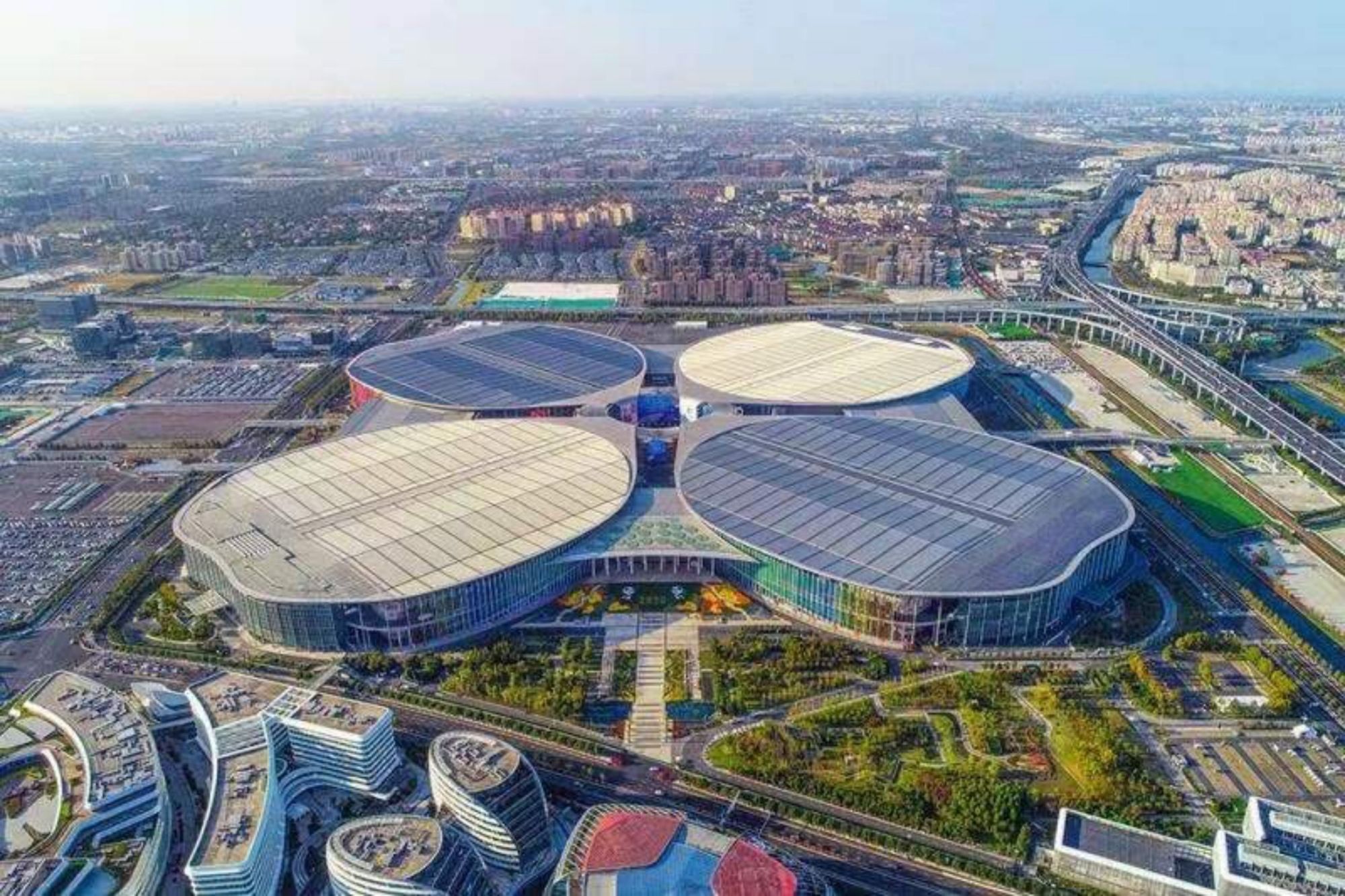 上海虹桥国际中央商务区今年将推进29项政策措施全面落地实施